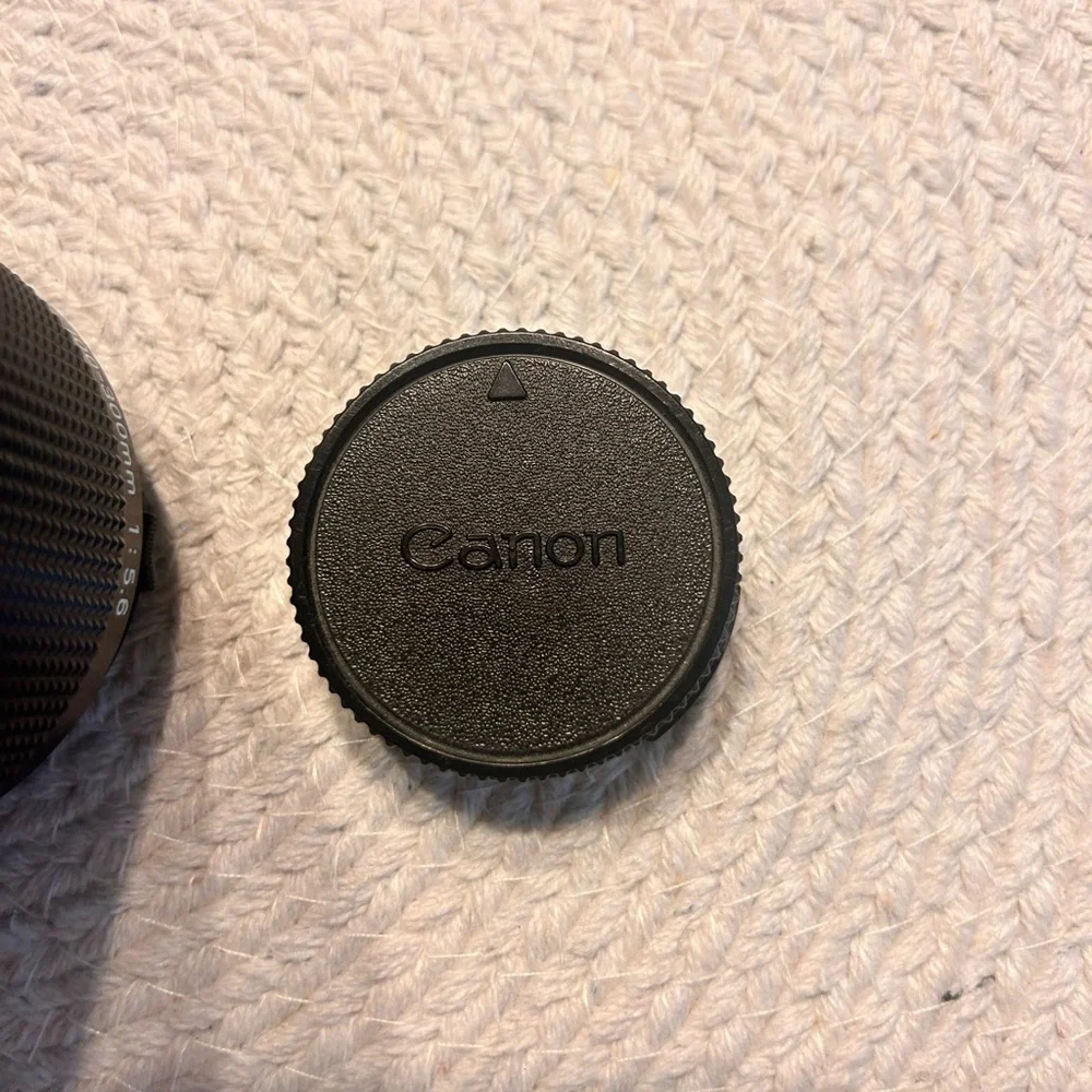Canon Zoom Lens FD 100-300mm 1:5.6